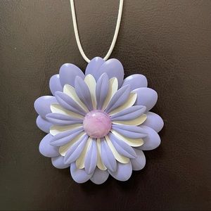 Vintage flower power brooch necklace